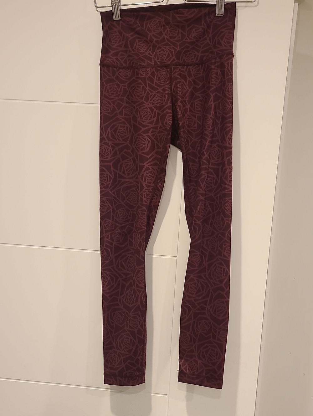 Lululemon 7/8 Leggings Size 4 Purple